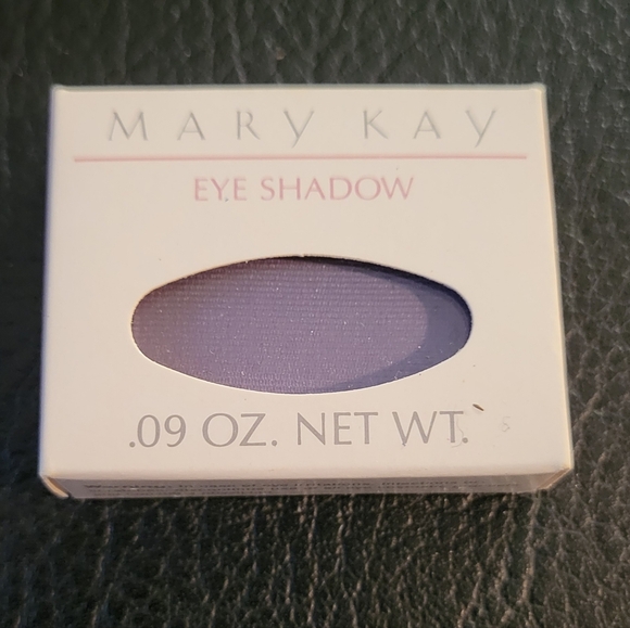 NIB Vintage Mary Kay Eye Shadow * Blooming Violet 0003* .09oz Apply Wet or Dry - Picture 3 of 5